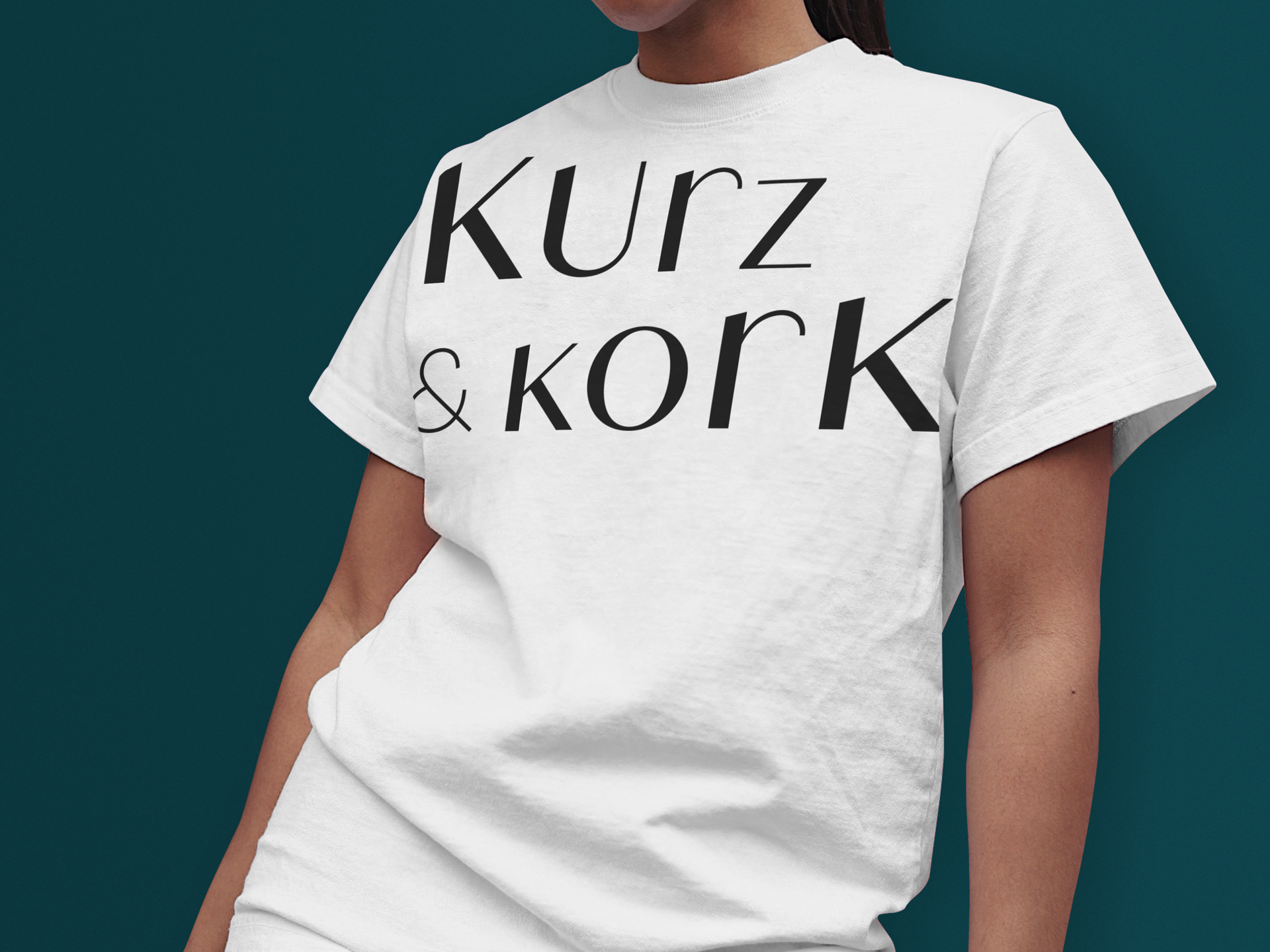 Kurz & Kork Weinbar Corporate Design T-Shirt